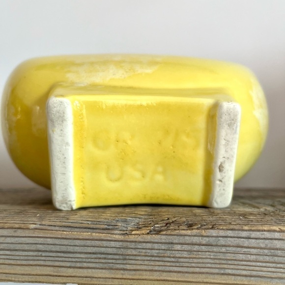 Yellow Vintage pottery planter - Picture 3 of 4